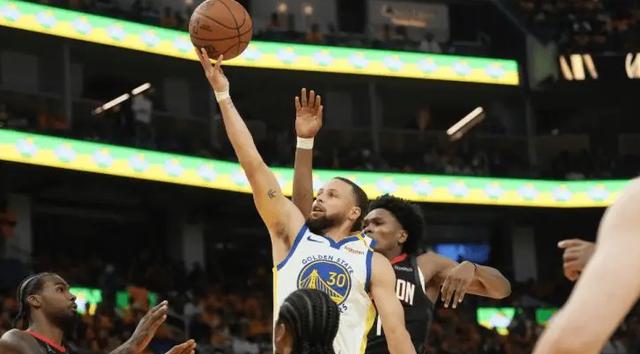  库里关键节点关键助攻，G2带队取胜！-九游体育在线