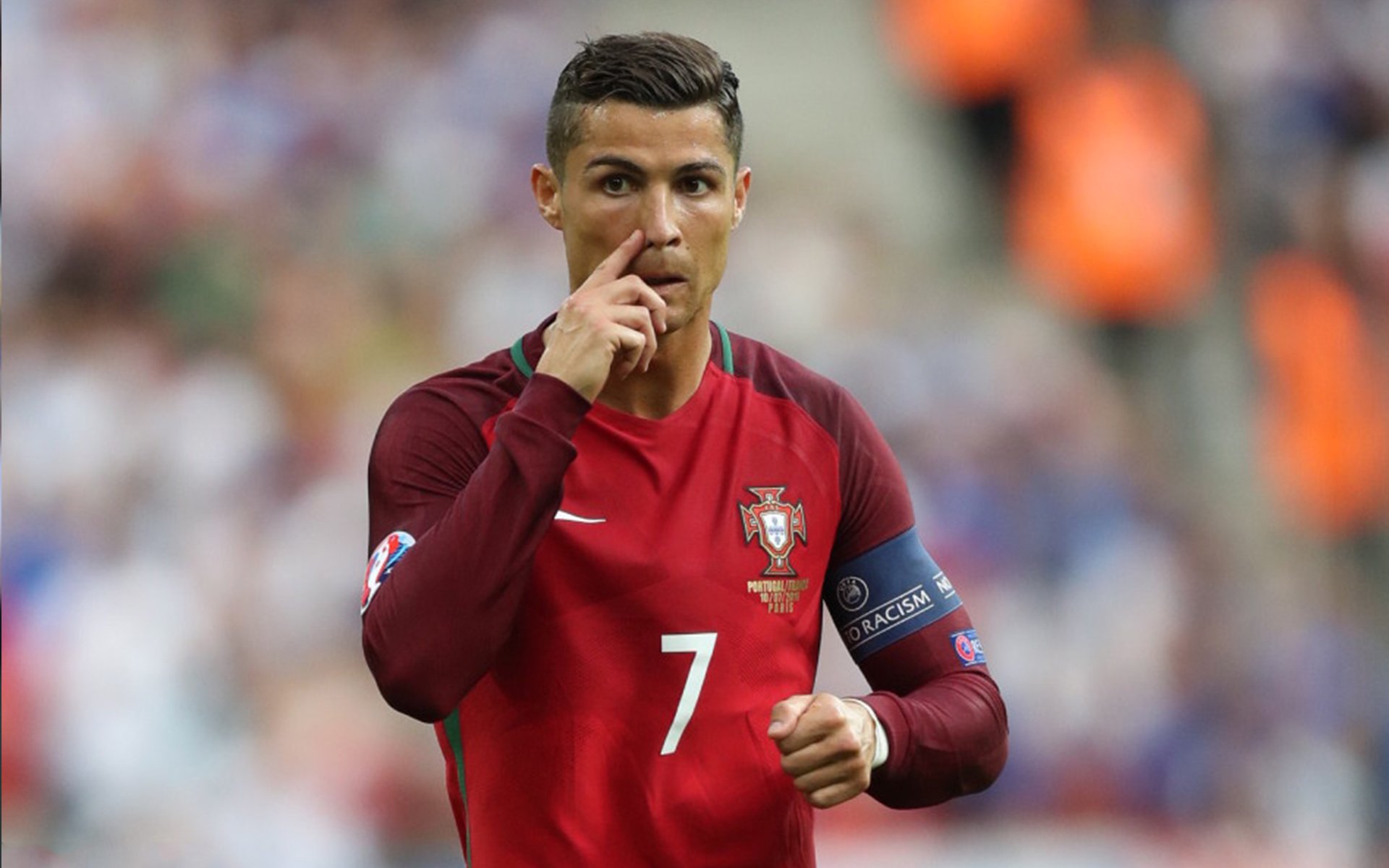 排球赛场焦点！法国队对阵美国队，主力缺阵，替补球员挺身而出